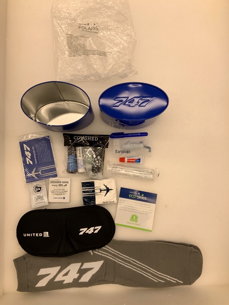 Image: amenity kit: United Airlines, Polaris Business class, Boeing 747