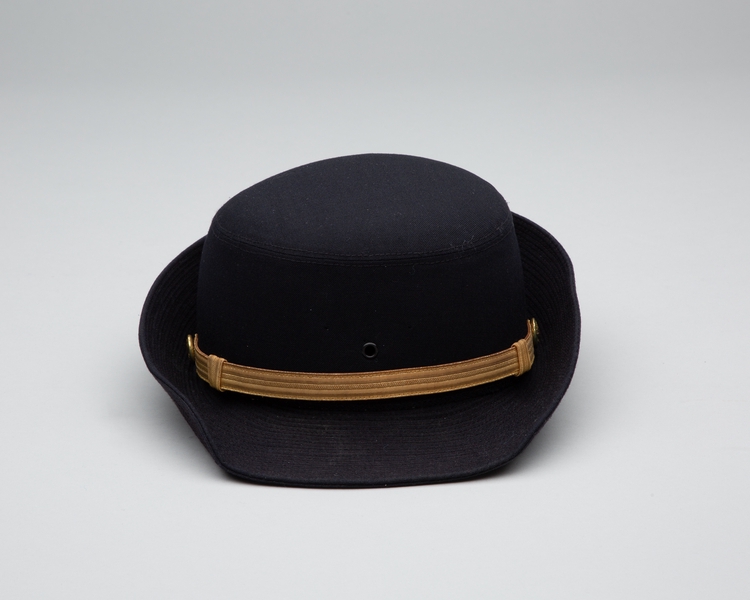Image: flight officer hat: United Airlines