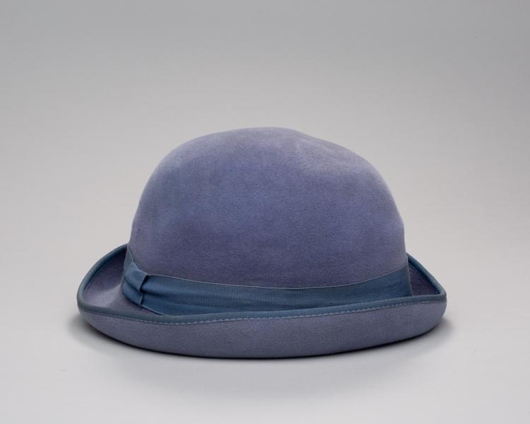 Image: stewardess hat: Pan American World Airways