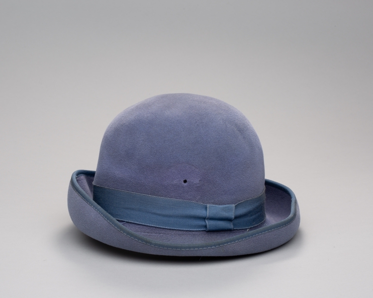 Image: stewardess hat: Pan American World Airways