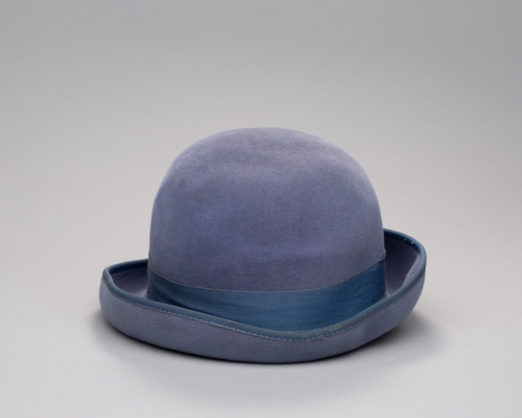 Image: stewardess hat: Pan American World Airways