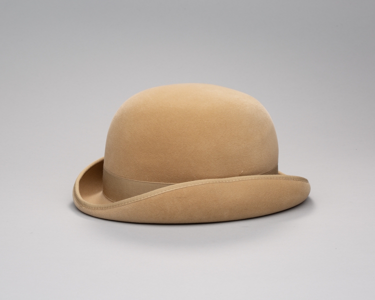 Image: stewardess hat: Pan American World Airways