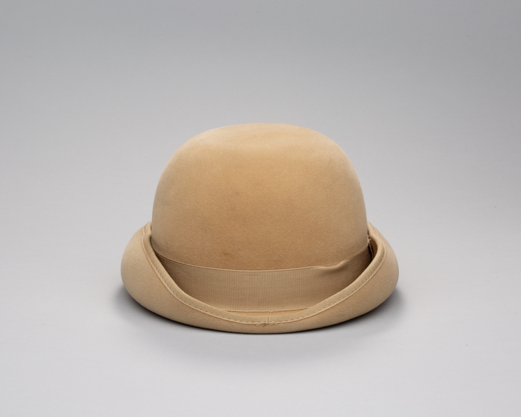 Image: stewardess hat: Pan American World Airways
