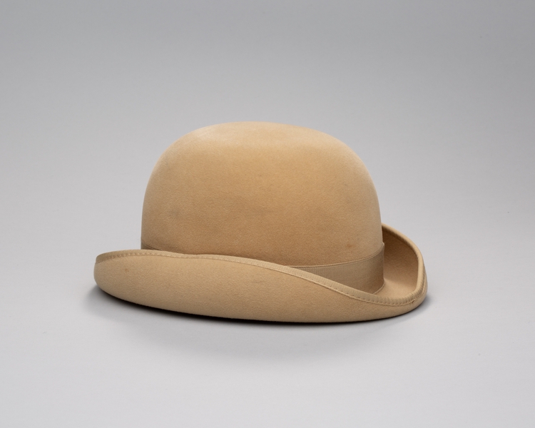 Image: stewardess hat: Pan American World Airways