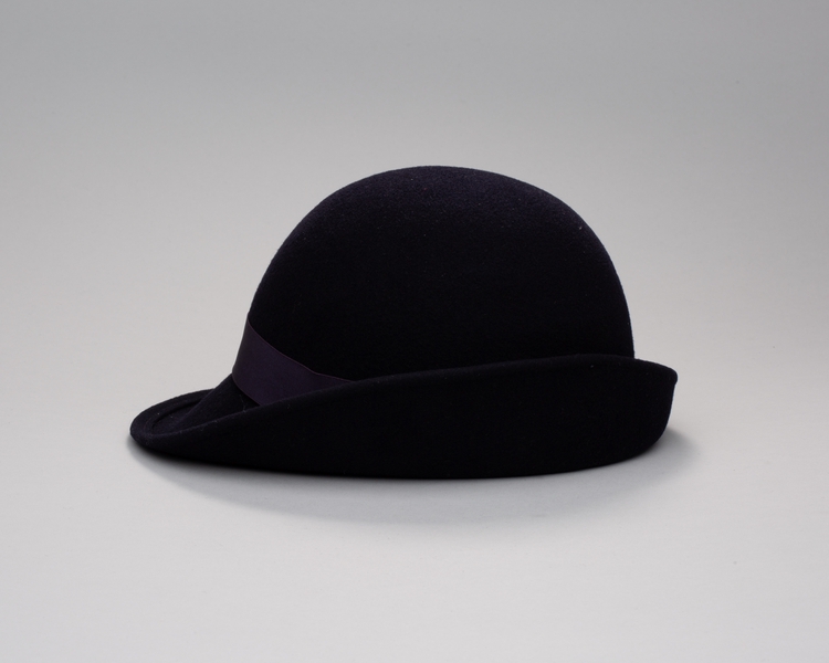 Image: flight attendant hat: Pan American World Airways
