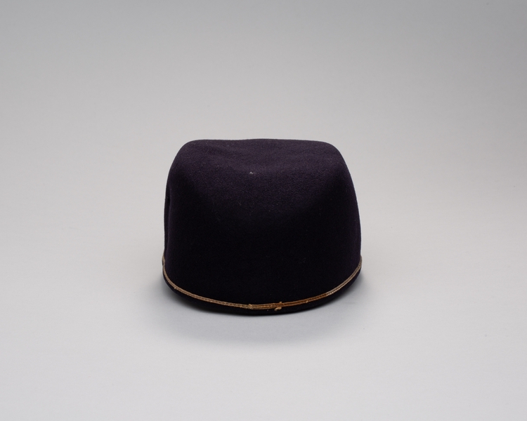 Image: flight attendant hat: Pan American World Airways, purser