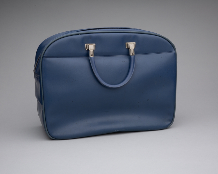 Image: stewardess crew kit: Pan American World Airways