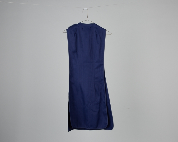 Image: flight attendant apron and belt: United Air Lines