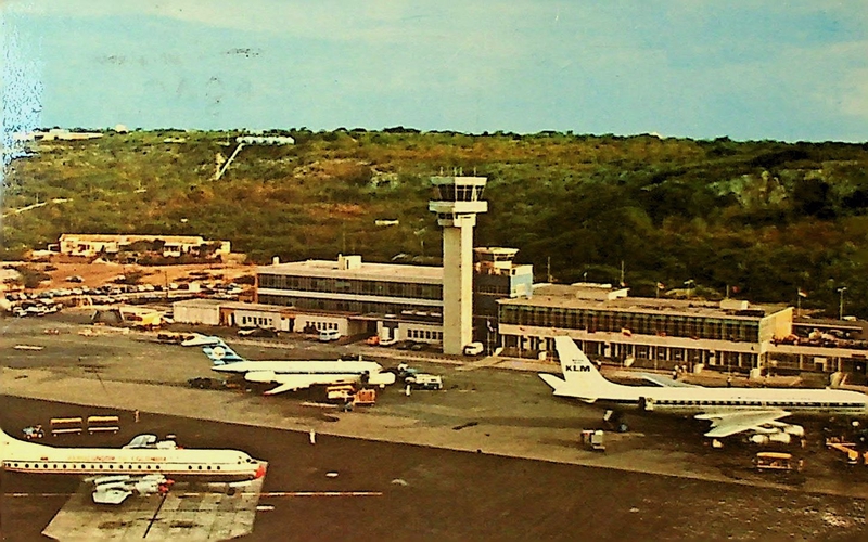 Image: postcard: Curaçao International Airport