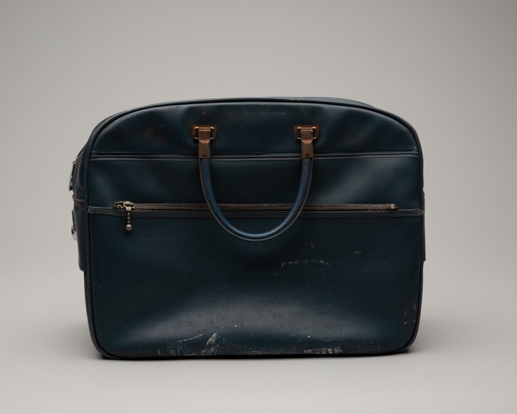 Image: stewardess crew bag: Pan American World Airways
