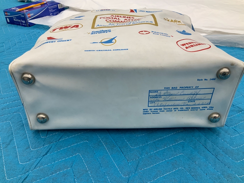 Image: airline bag: Airlines Postal Affairs Committee, Air Transport Association of America